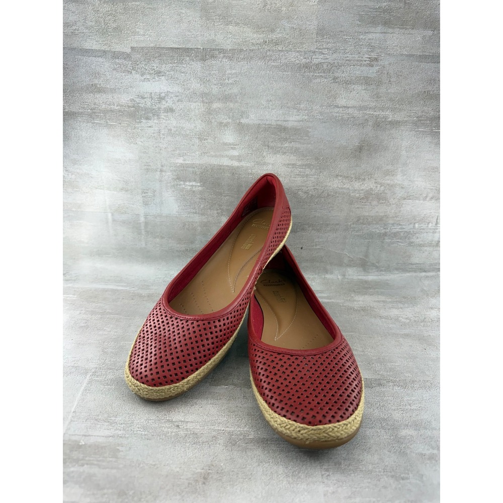 Clarks Collection Cushion Red Perforated Leather Espadrille Flats Women Sz 8.5M